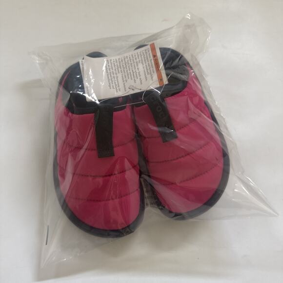 NEW Crocs Classic Puff Moc Slip Moccasin Dragon Fruit Kids Youth Girls 13 CHILD - Picture 9 of 9